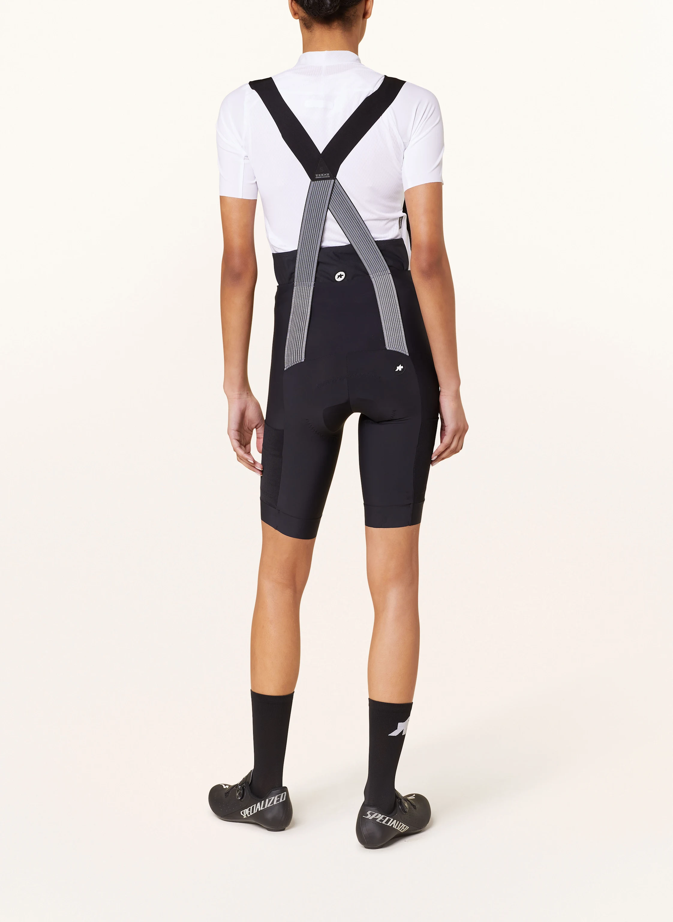 ASSOS Radhose TACTICA KIESKÄFER T5 mit Trägern und gepolstertem Einsatz
