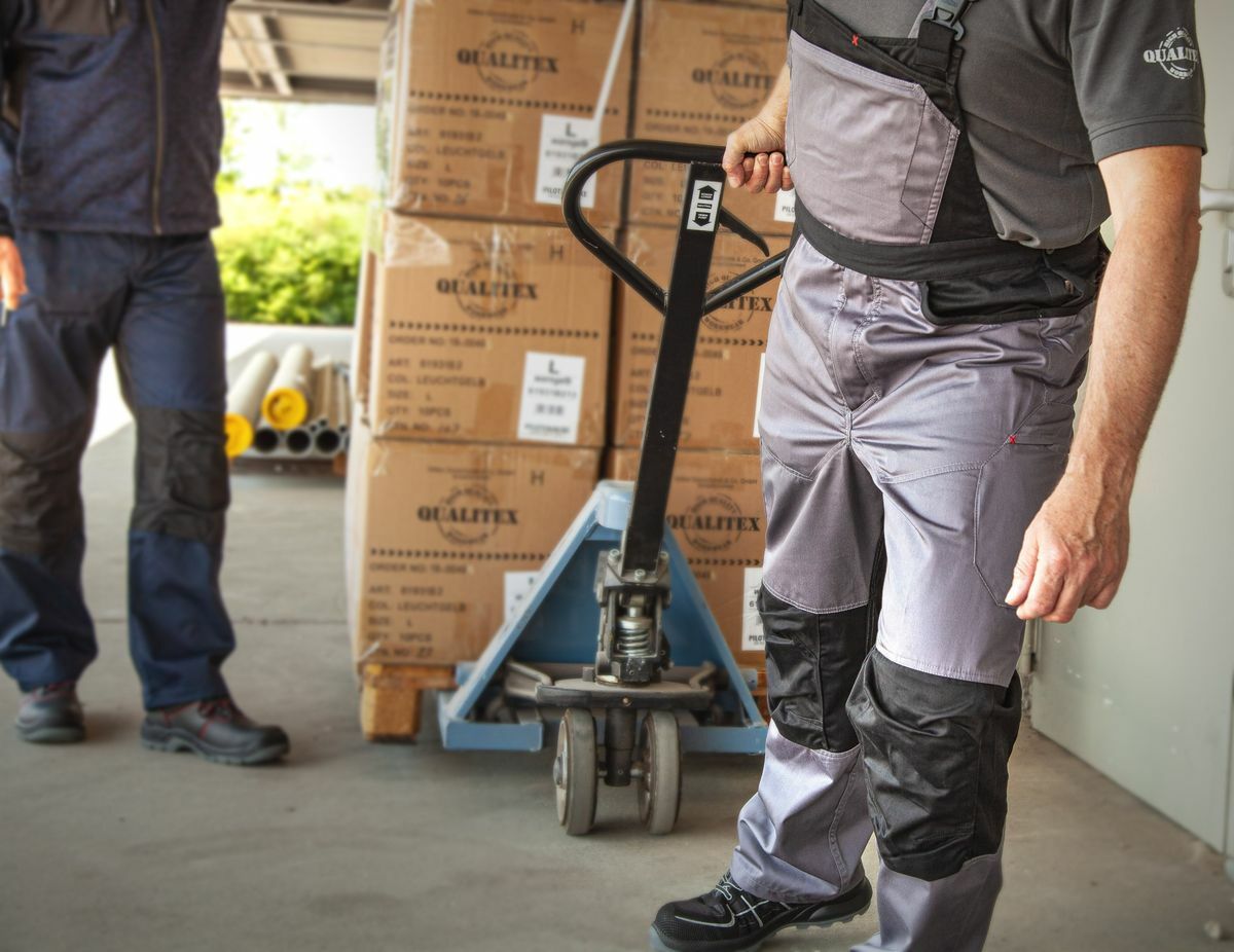 QUALITEX HIGH QUALITY WORKWEAR Latzhose X-Serie kornblau/schwarz Damen: 36 Herren: 42