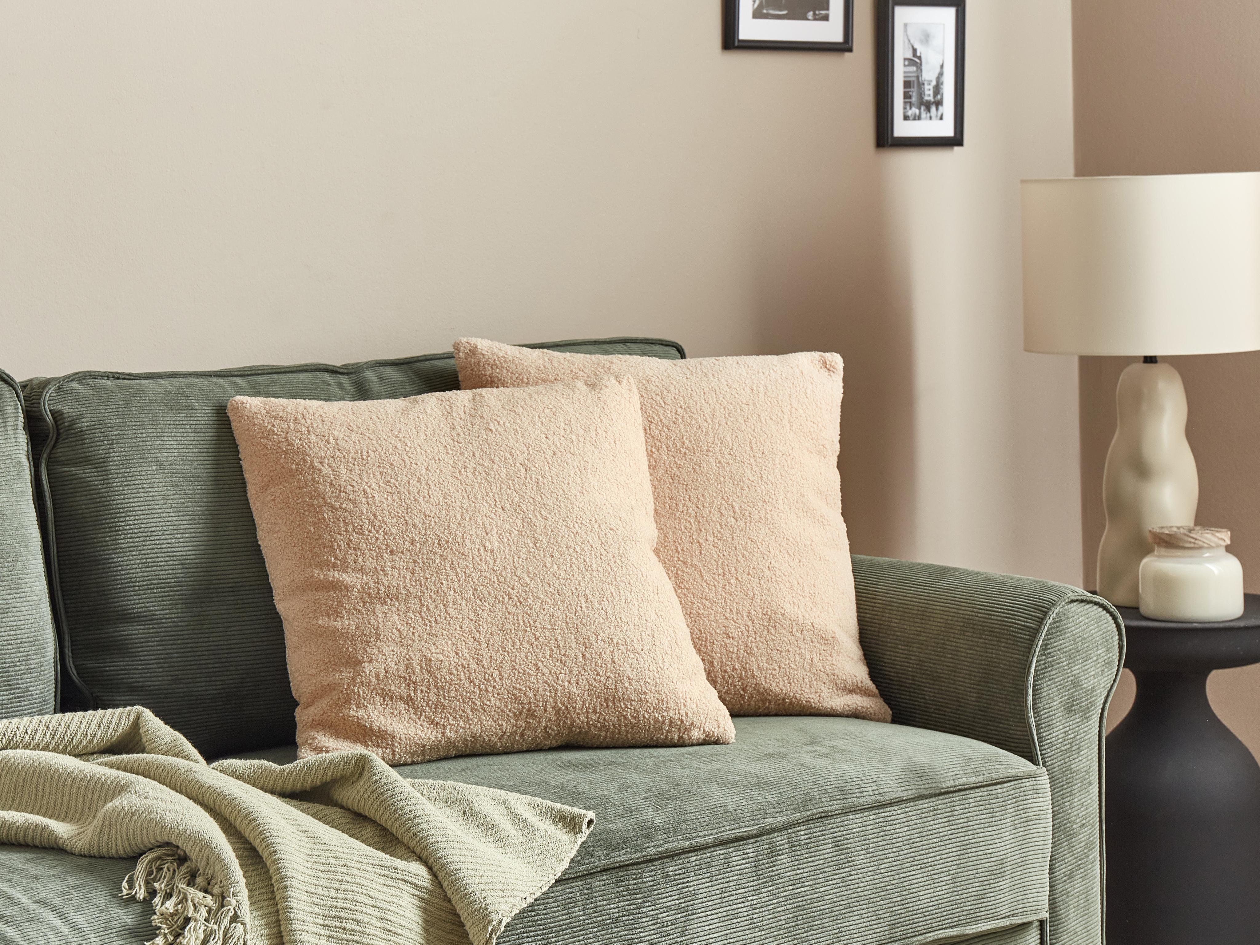 Set van 2 sierkussens LEUZEA Bouclé 45 x 45 cm Zandbeige effen