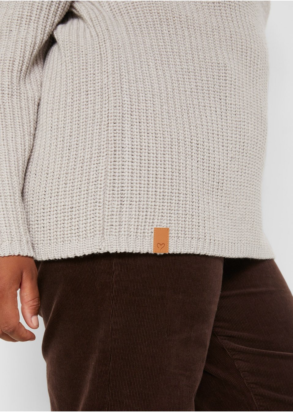 Pull en grosse maille avec col large