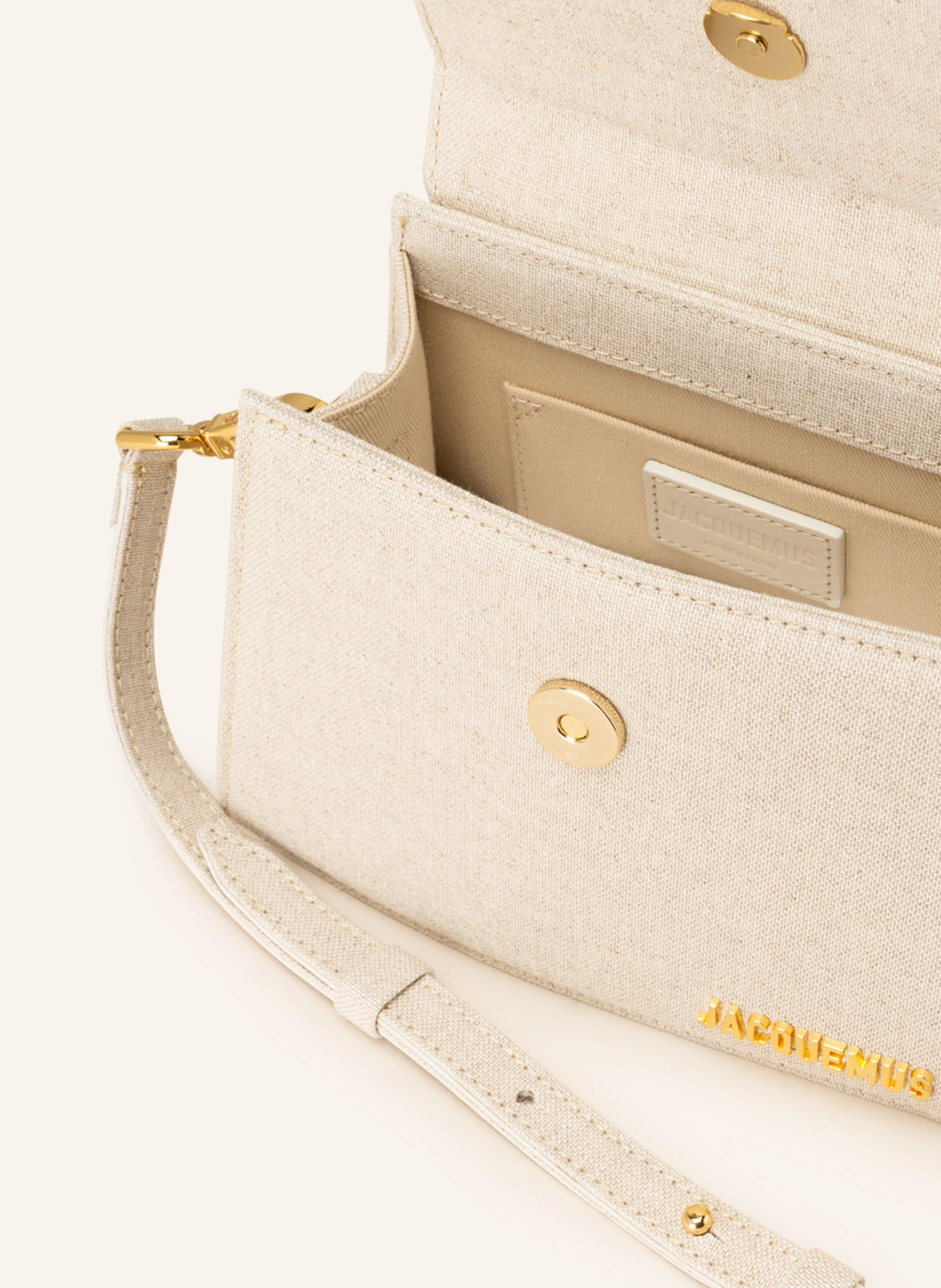 JACQUEMUS Handtasche LE CHIQUITO MOYEN