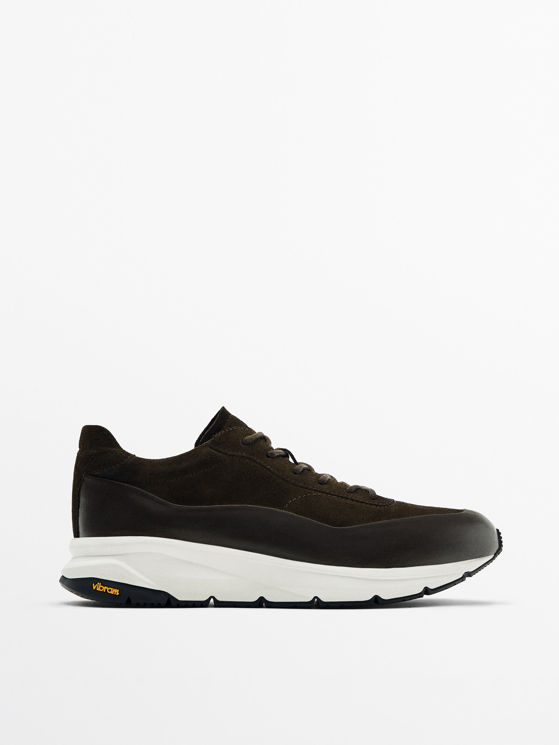 Piso Vibram marrom esportivo - Marrom