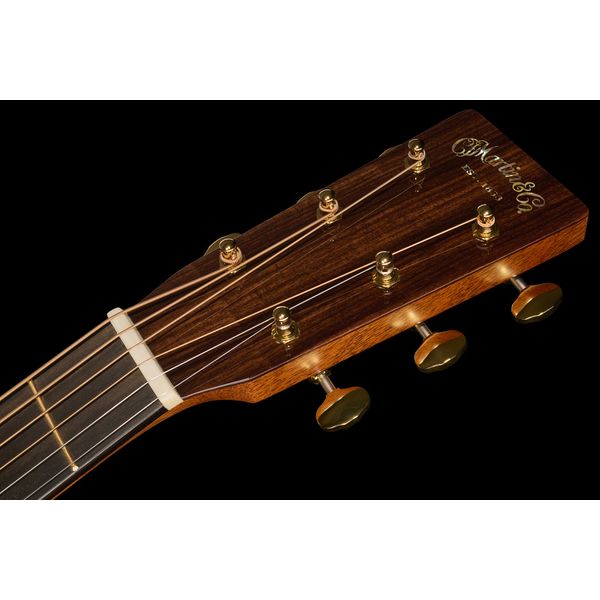 Martin Guitar 000-18 Modern Deluxe