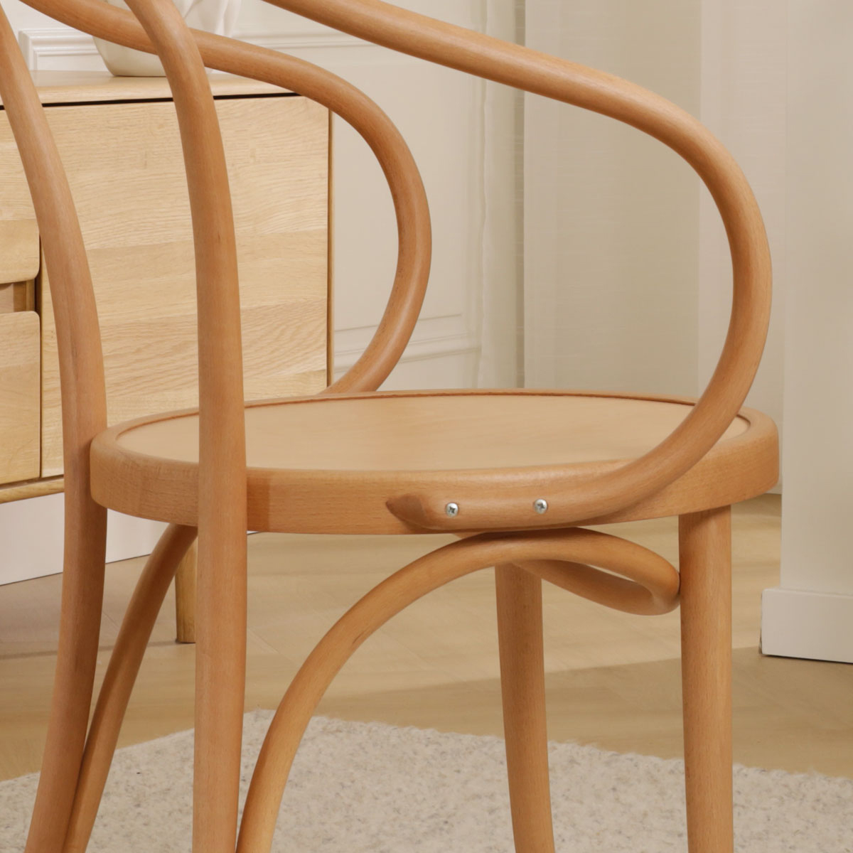 Houten eetkamerstoel met armleuningen Venice No. 9 -naturel