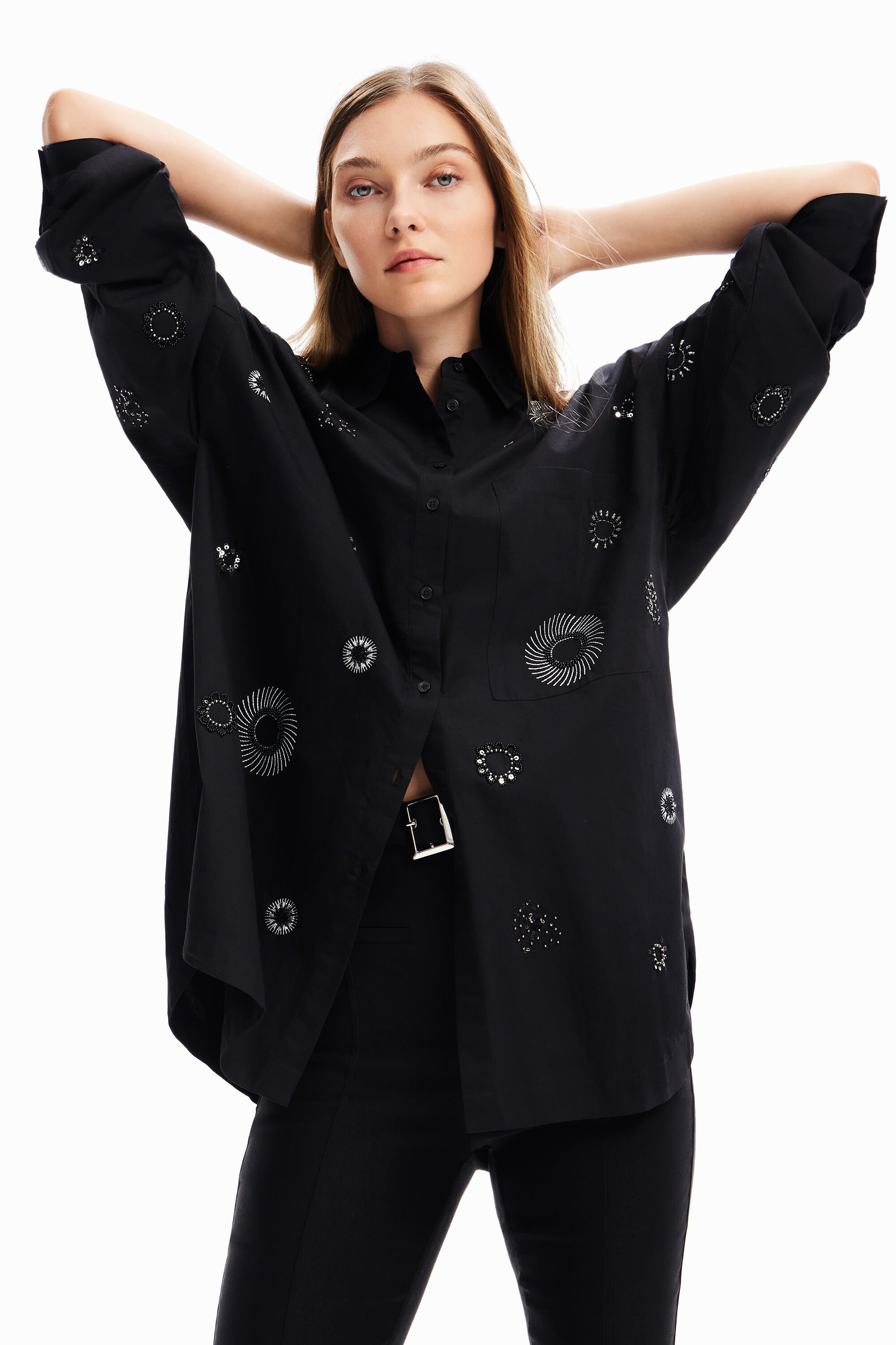 Chemise oversize broderies