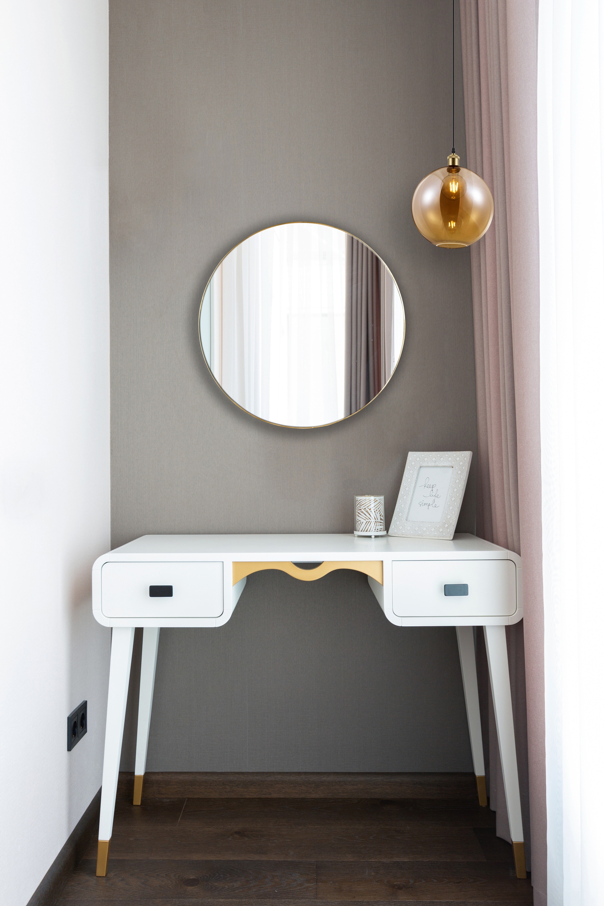 Spiegel Mila Ø 50 cm goldfarbig