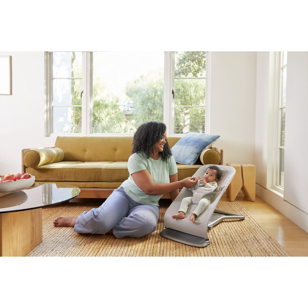 Køb Ergobaby Light Grey Evolve Bouncer Mesh