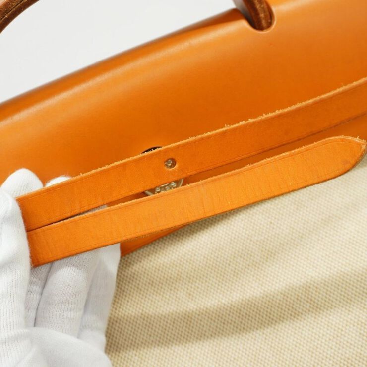 Hermès Vintage Hermès Handbag Beige
