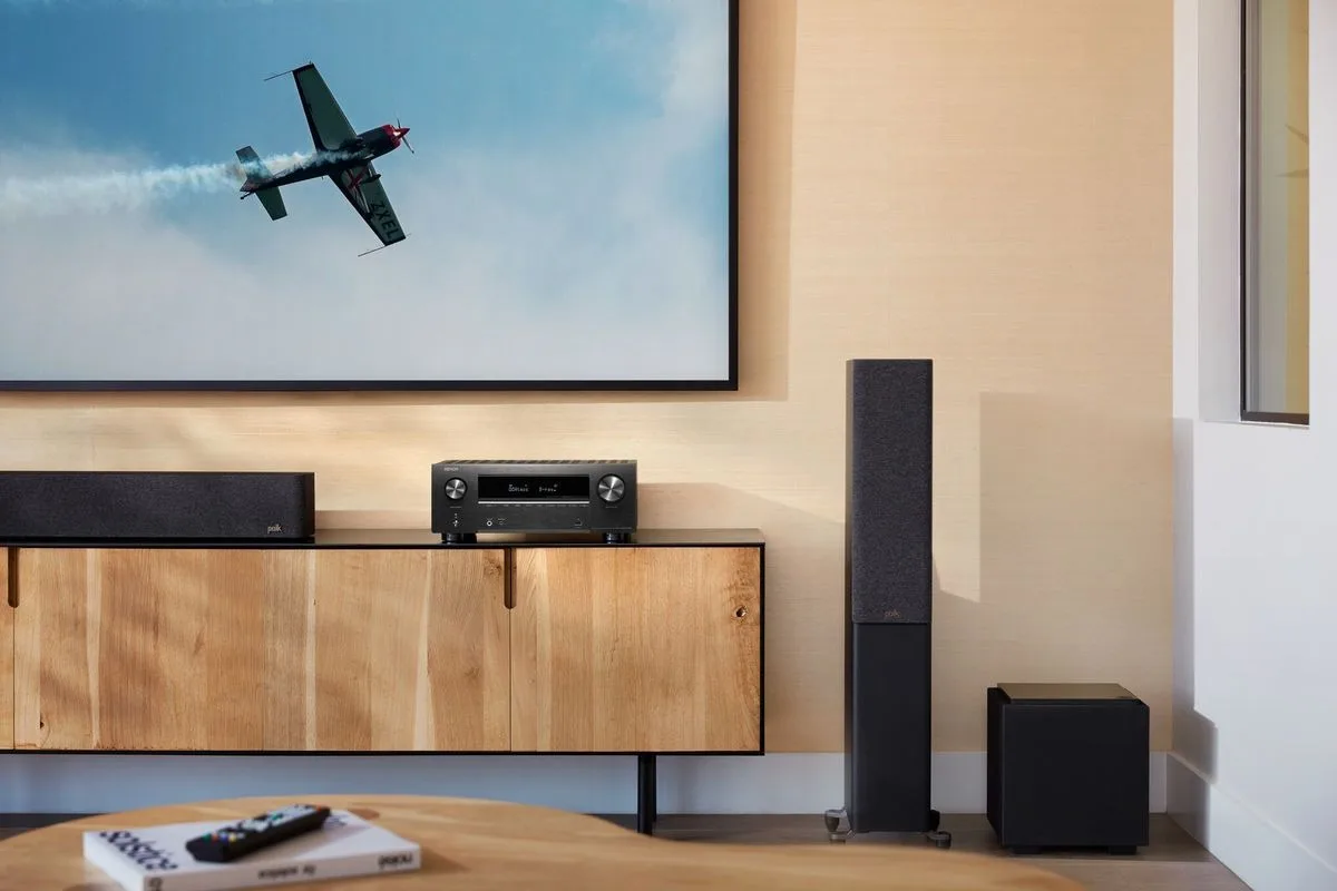 Denon AVR-X2800H DAB   Elipson Horus 6B HCM 5.1 Noir   NorStone Arran RCA SUB (3 m)   NorStone CL250 (25 m) Chaînes Grand Spectacle