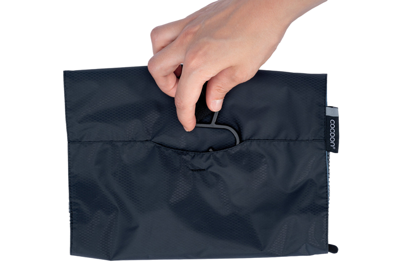 Hanging Toiletry Kit Minimalist