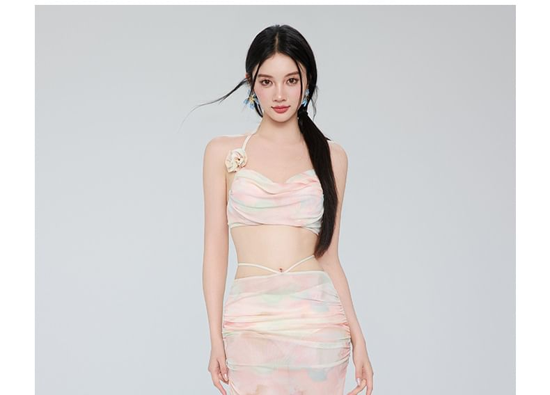 rongira - Set: Halter Tie Dye Flower Accent Bikini Top + Broekje + Bedekkende Rok