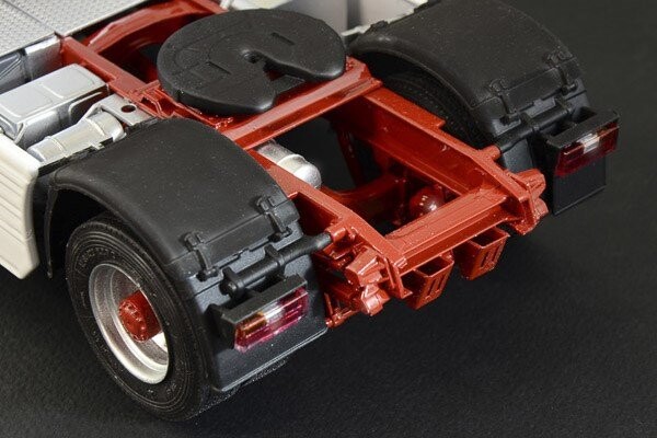 Italeri - Iveco Turbostar 190.48 Lastbil Byggesæt - 1:24 - 3926