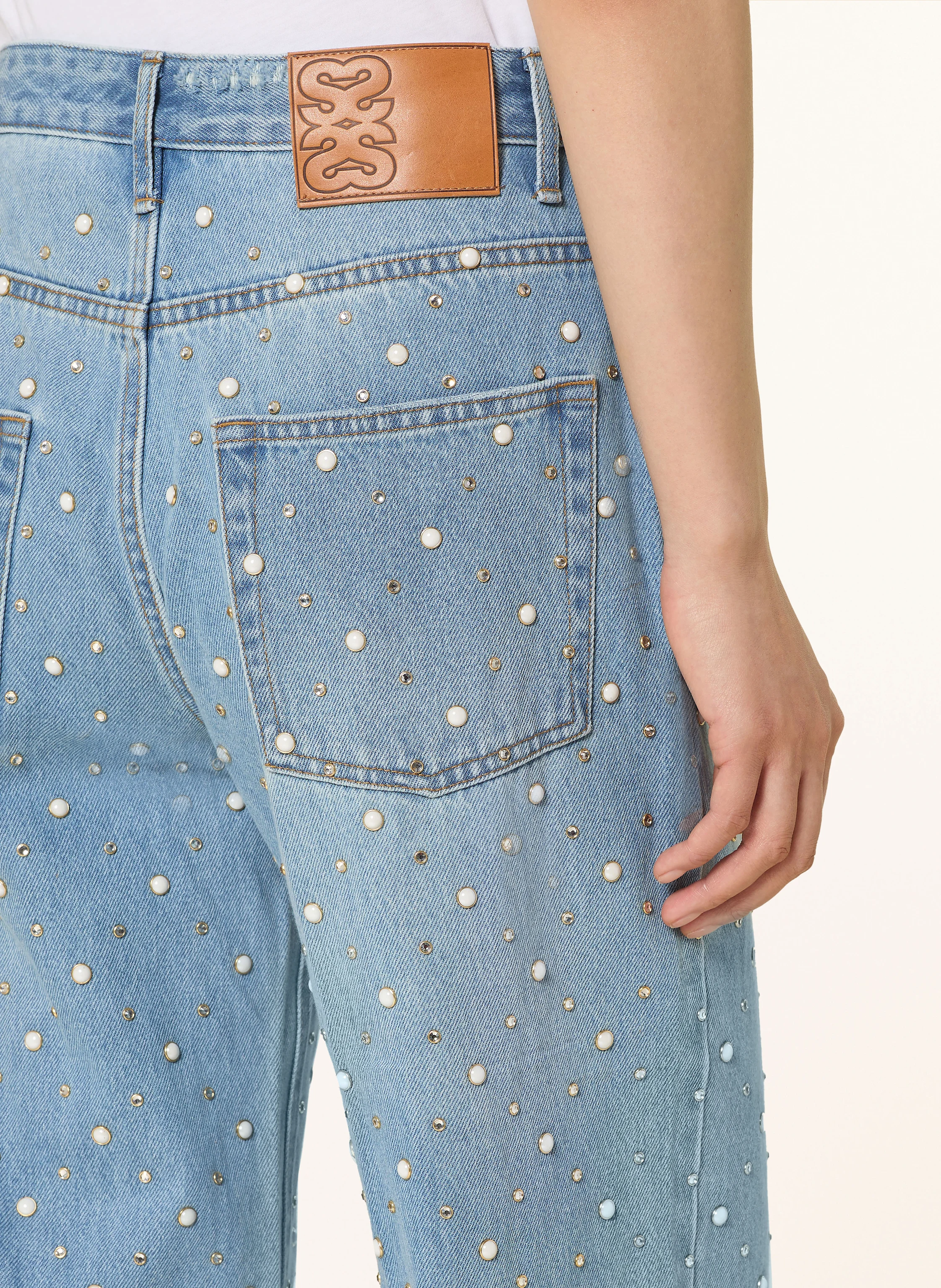 SANDRO Jeans mit Schmucksteinen