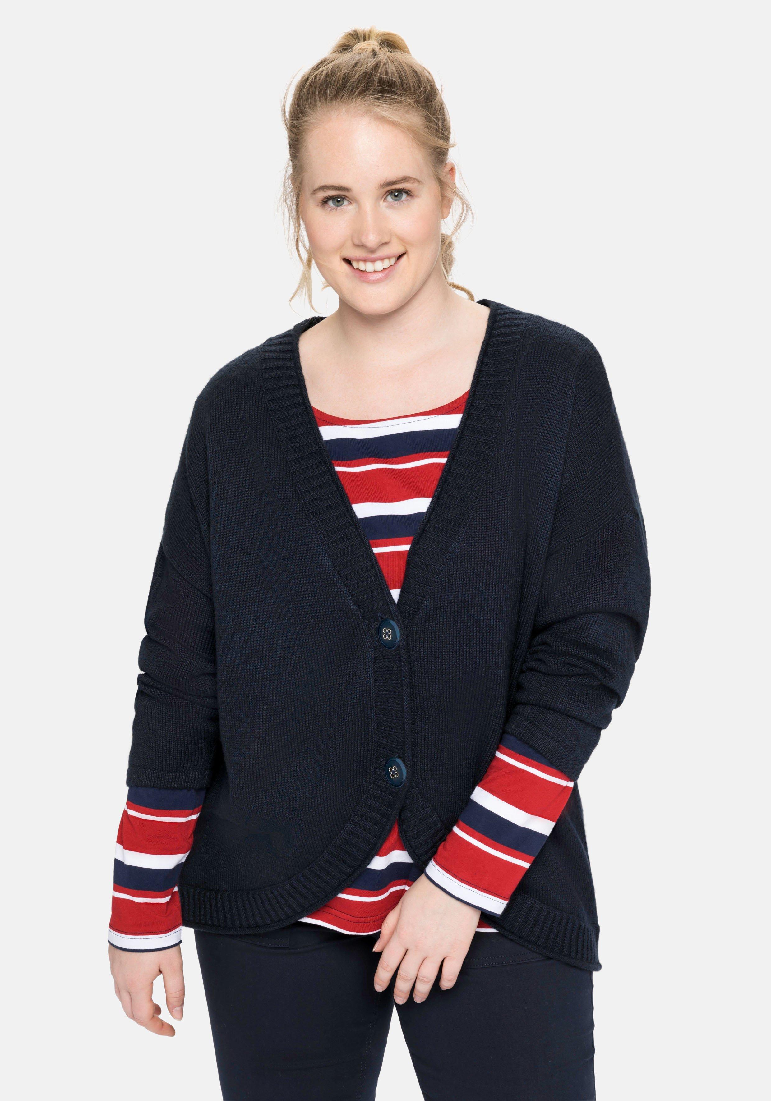 Strickjacke mit V-Ausschnitt, in kurzer Form