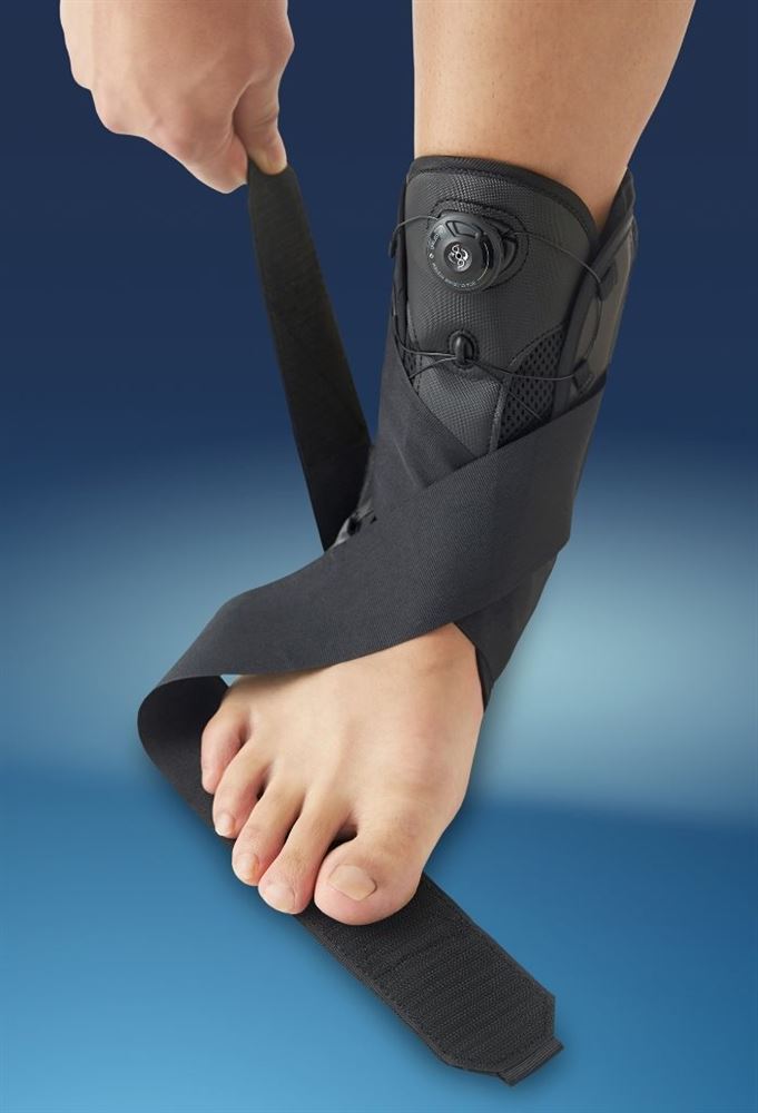 Mediroyal Sprunggelenkstütze M 20-22cm mit Boa Closure System 1 Stk