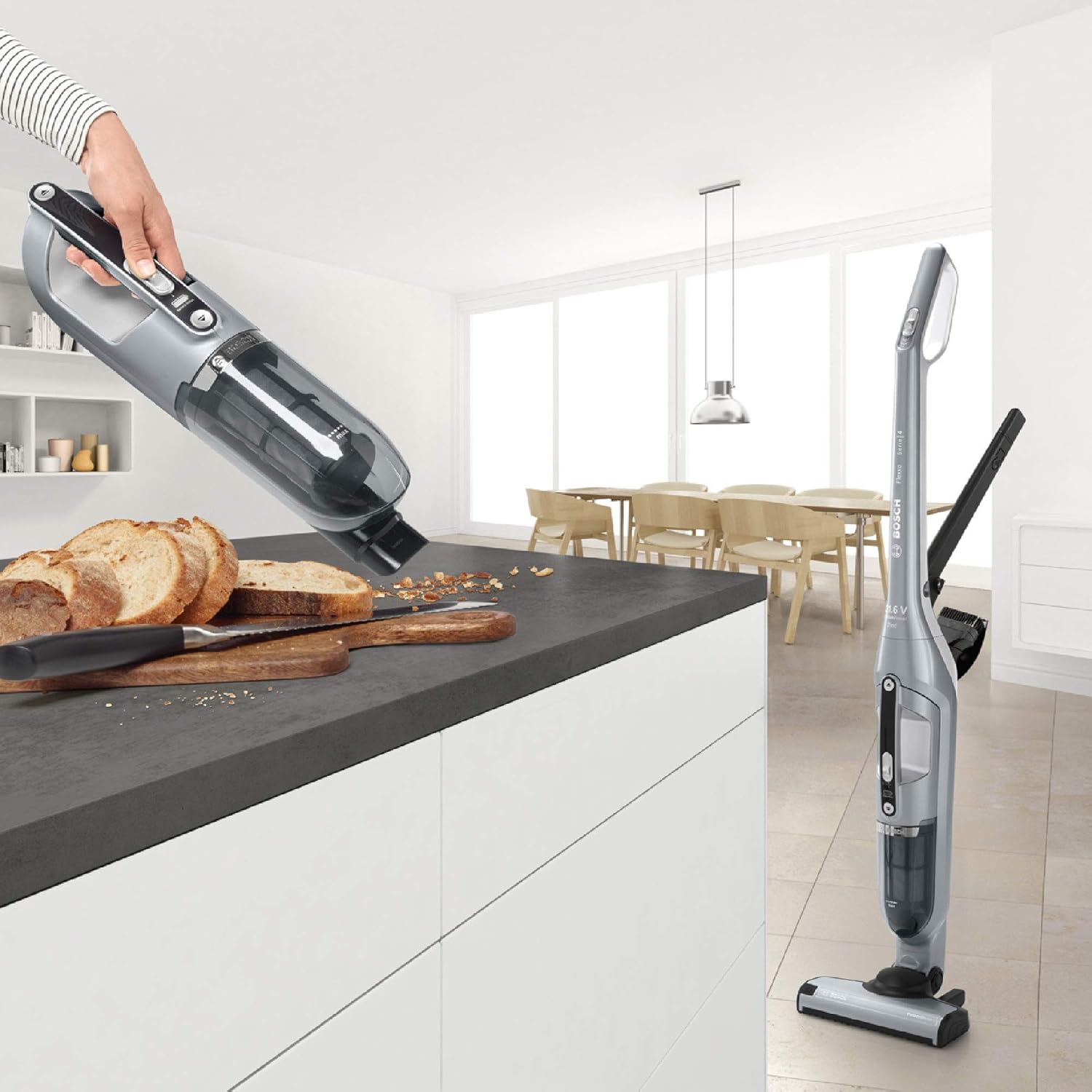 Bosch Akku-Staubsauger Flexxo 2in1 Serie 4 BCH3P210, kabelloser Handstaubsauger, beutellos, hohe Saugleistung, Lange Laufzeit, Kurze Ladezeit, Fugendüse, alle Bodenarten, Silber