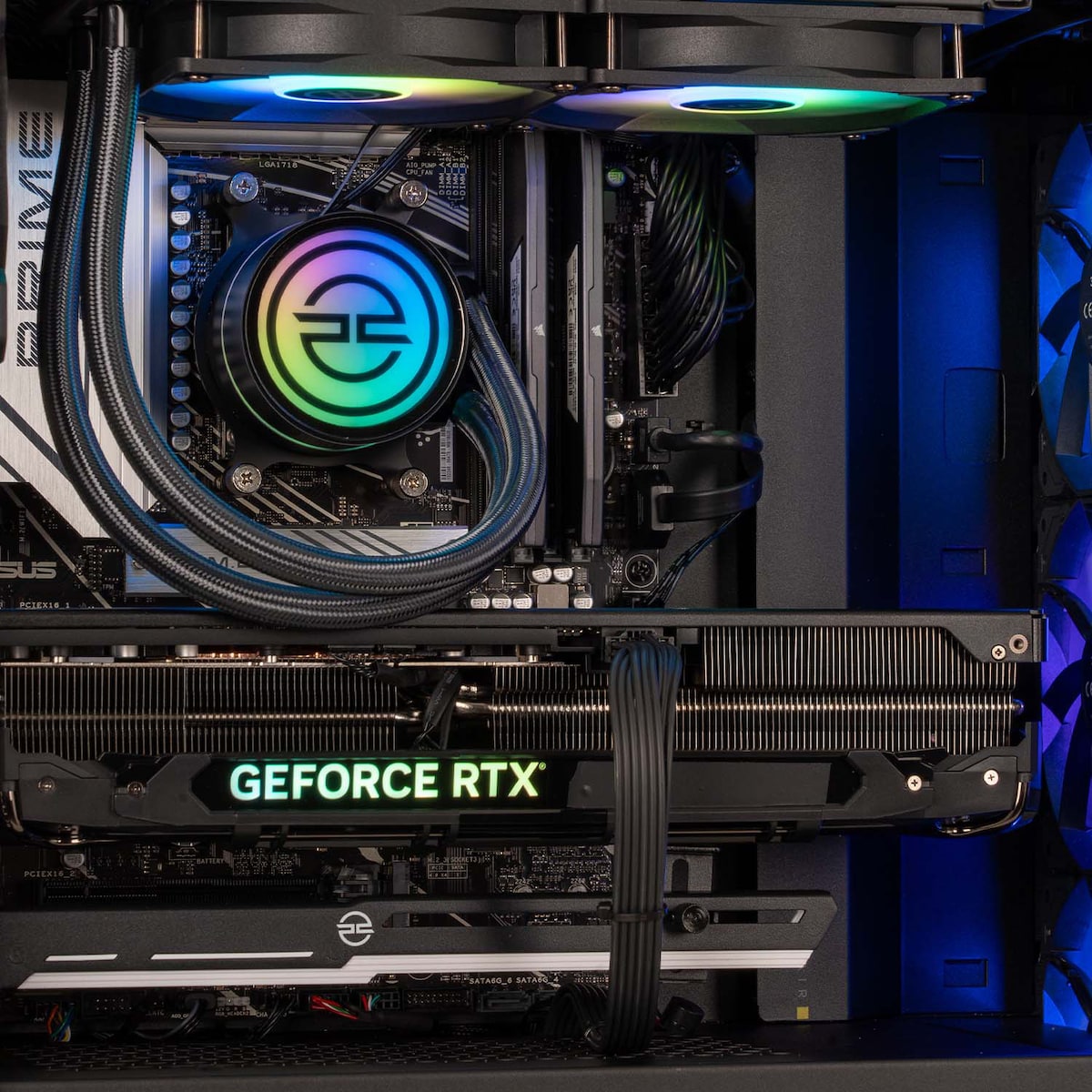 PCSpecialist Ultra 630 R7-7X3D/32/2000/4090 stasjonær gaming-PC