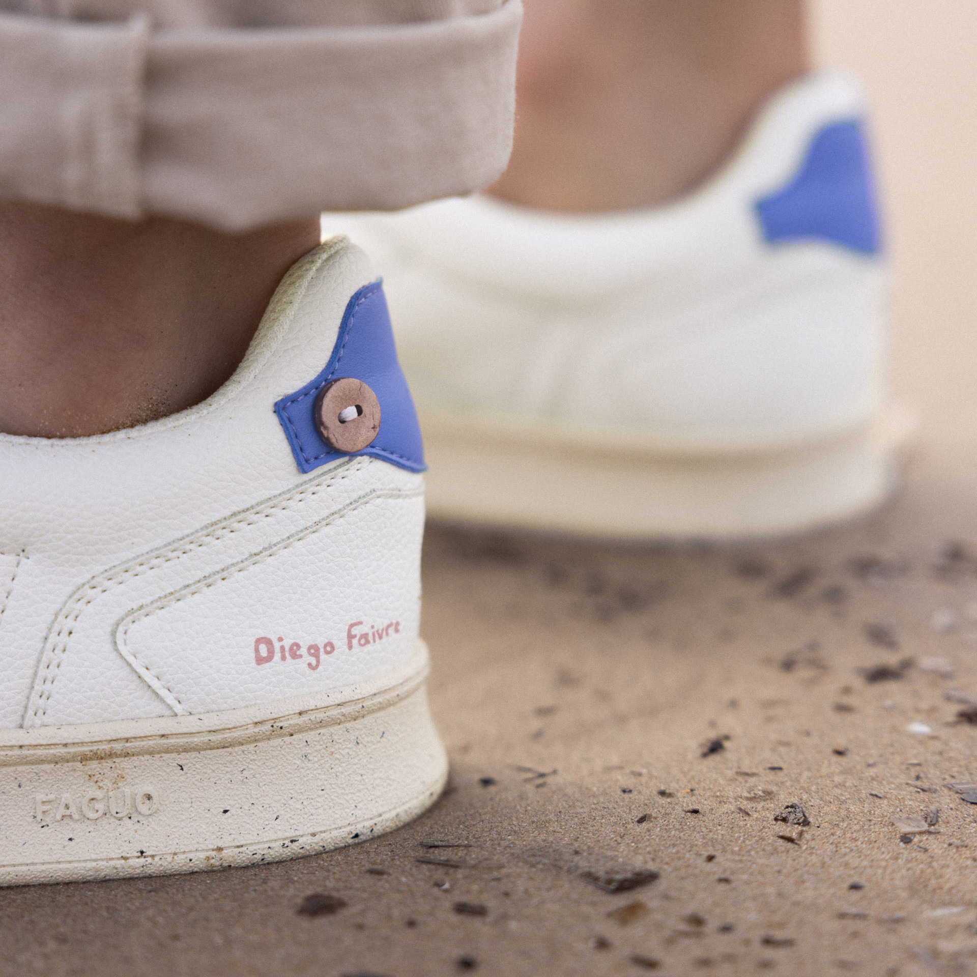Baskets blanches & bleu - Diego Faivre cuir recyclé - modèle hazel