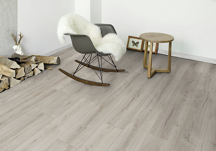 Stratifié Claymono décor chêne naturel L.138,3 x l. 19,3 cm x Ép. 8 + 2 mm GoodHome