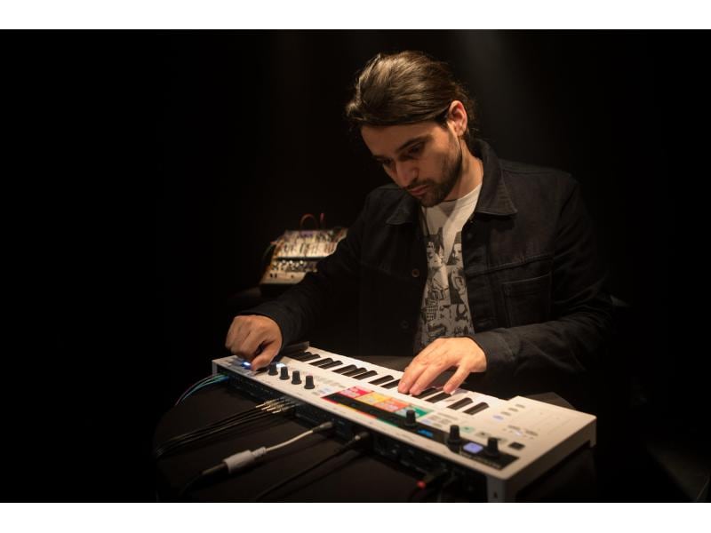 Arturia Keyboard Controller KeyStep Pro Kreativer Step Sequenzer