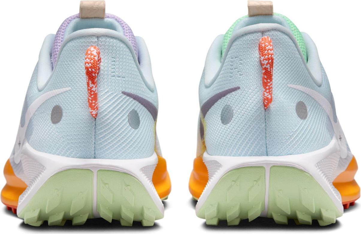 Pegasus Trail 5 Dame 402/Glacier Blue/White/Daybreak/Sundial