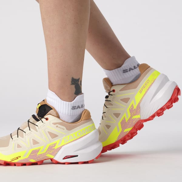 Chaussure trail SALOMON SPEEDCROSS 6 GORE-TEX W HAZELNUT/SAFETY YELLOW/FIERY CORAL