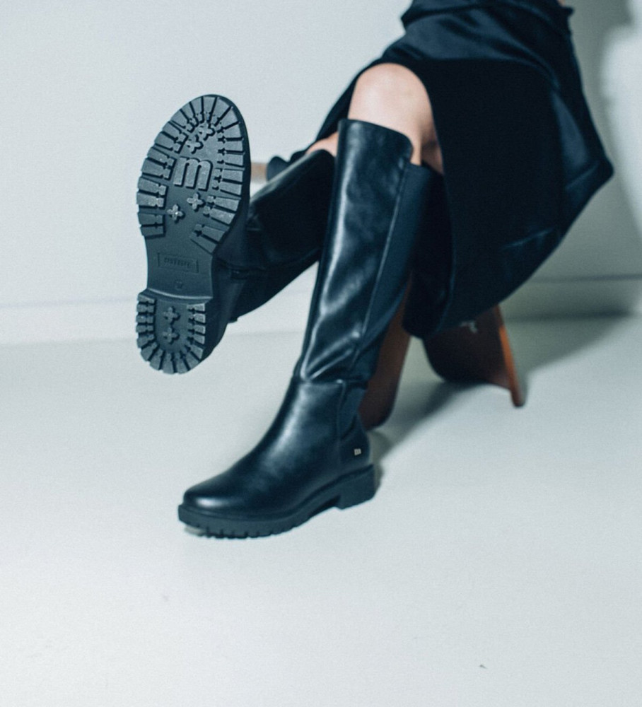 Botas Mustang Campa Pretas