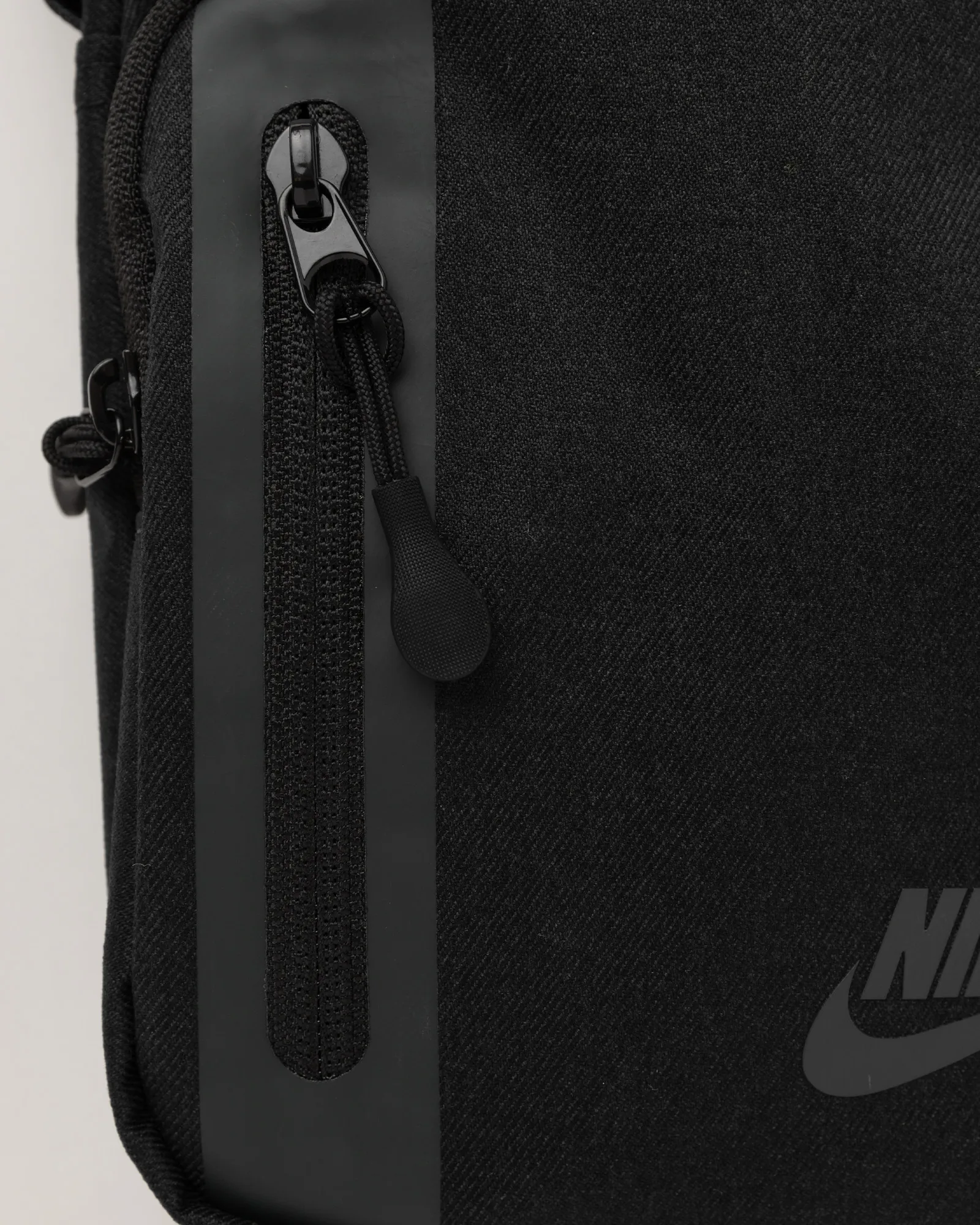 Nike Nike Elemental Premium Crossbody Bag