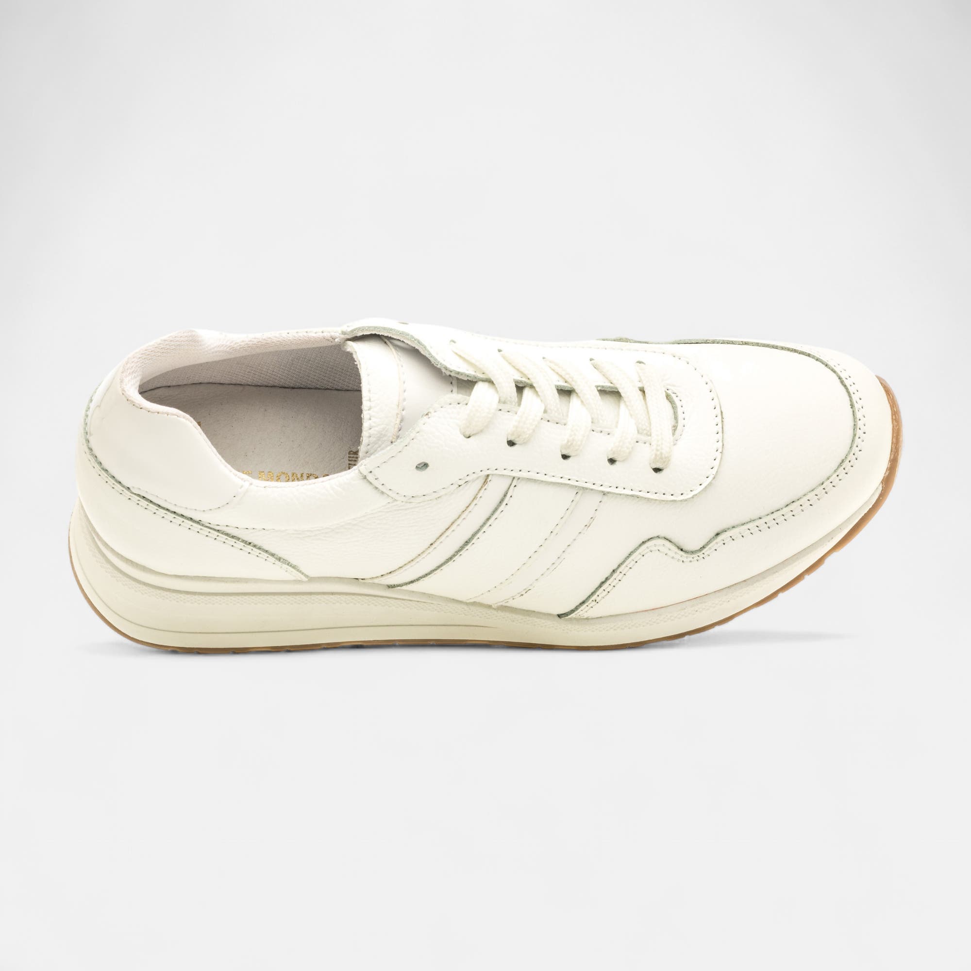 Baskets basses à talon compensé Femme en cuir blanc