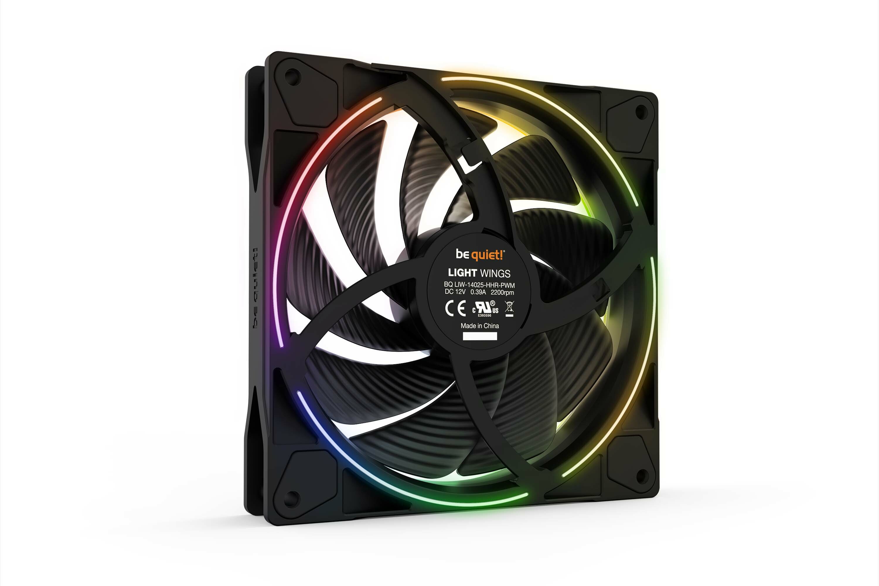 be quiet! LIGHT WINGS 140mm PWM high-speed Triple-Pack