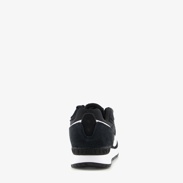 Nike Venture Runner heren sneakers zwart