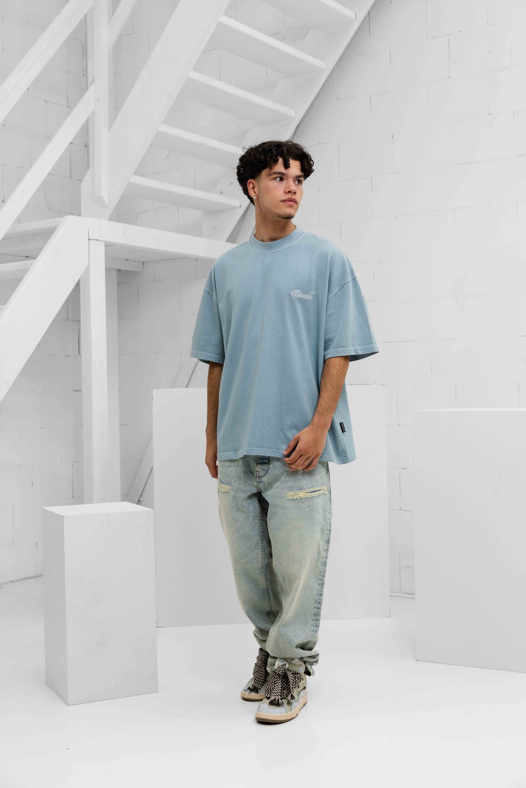Equalité Yuki Boxy T-Shirt Heren Lichtblauw