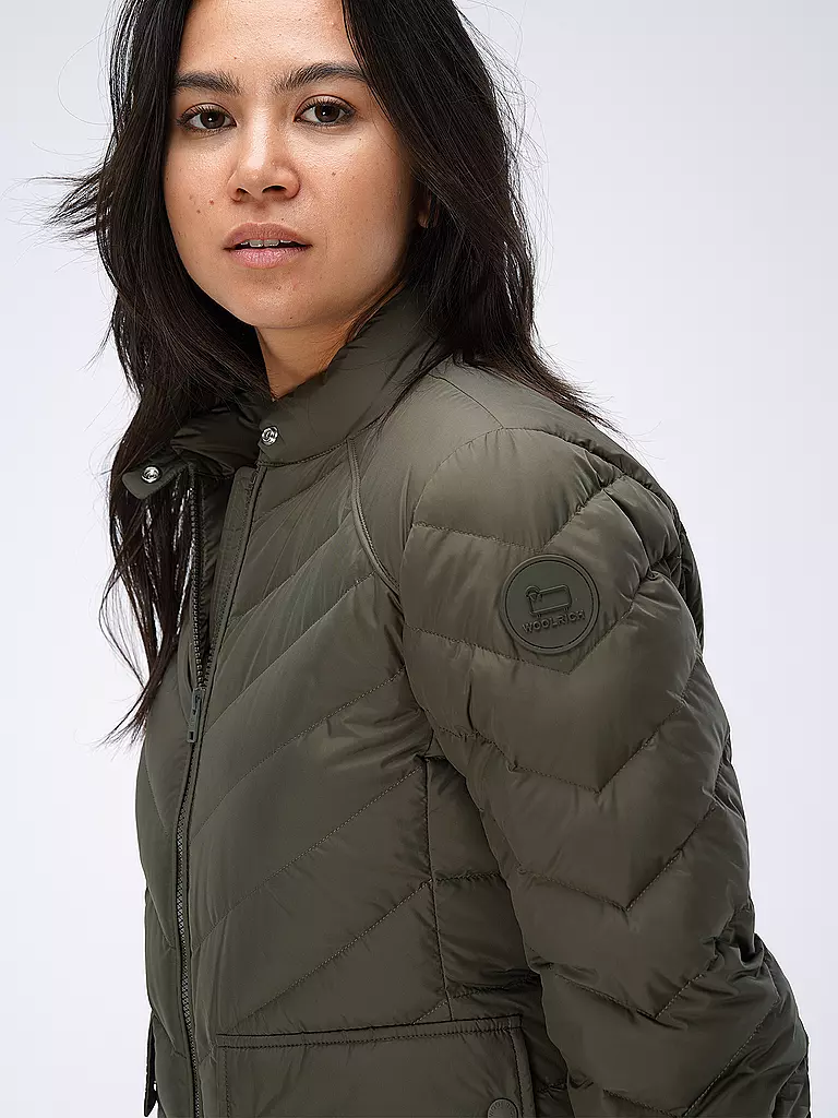 WOOLRICH Daunenjacke olive