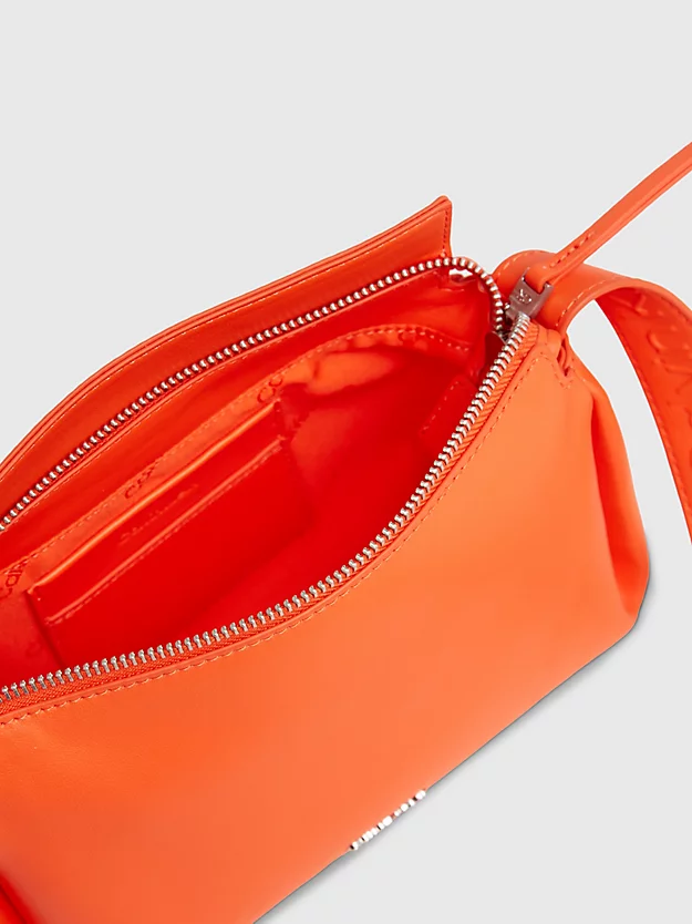 Bolsa de ombro pequena