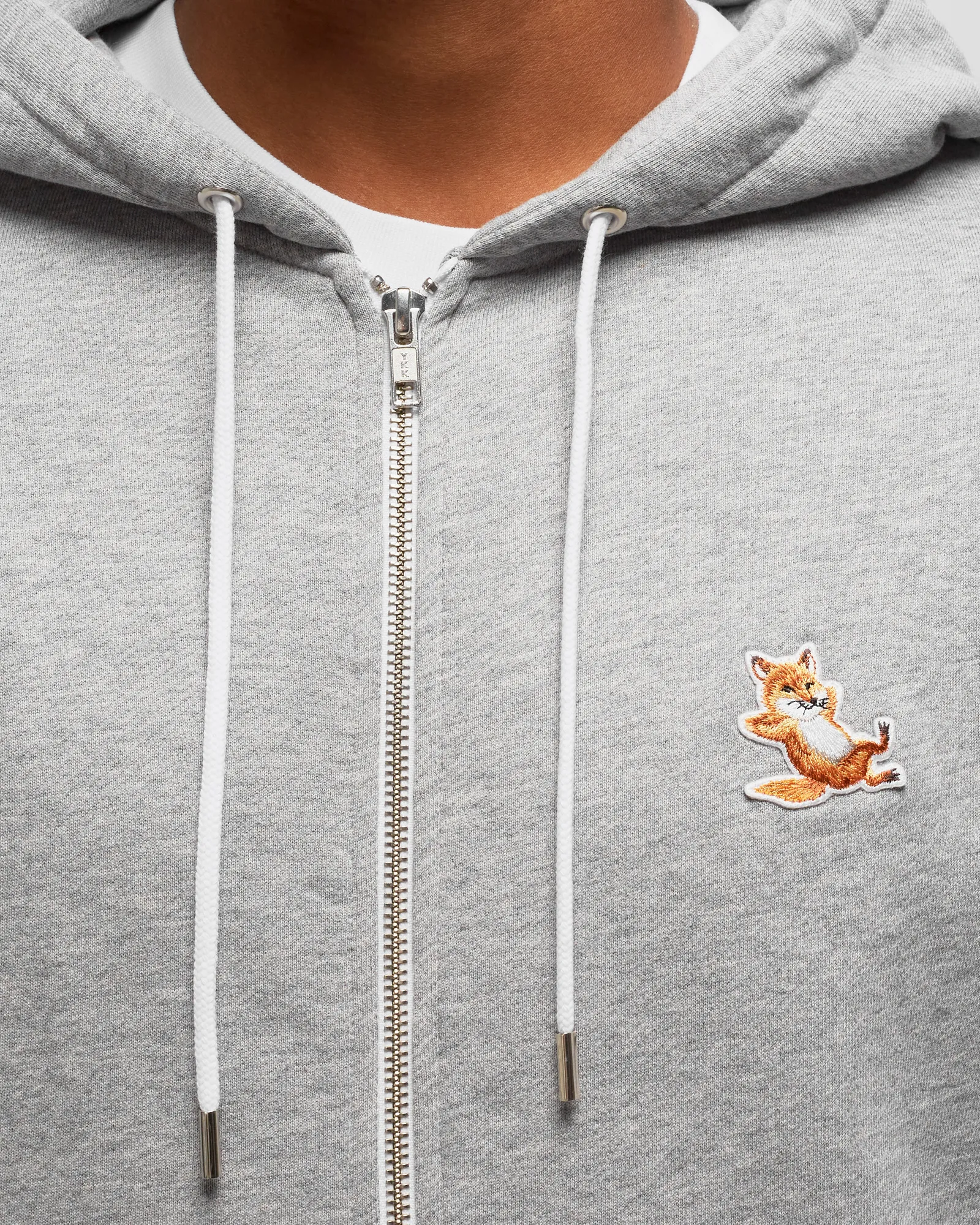 Maison Kitsune CHILLAX FOX PATCH ZIPPED HOODIE