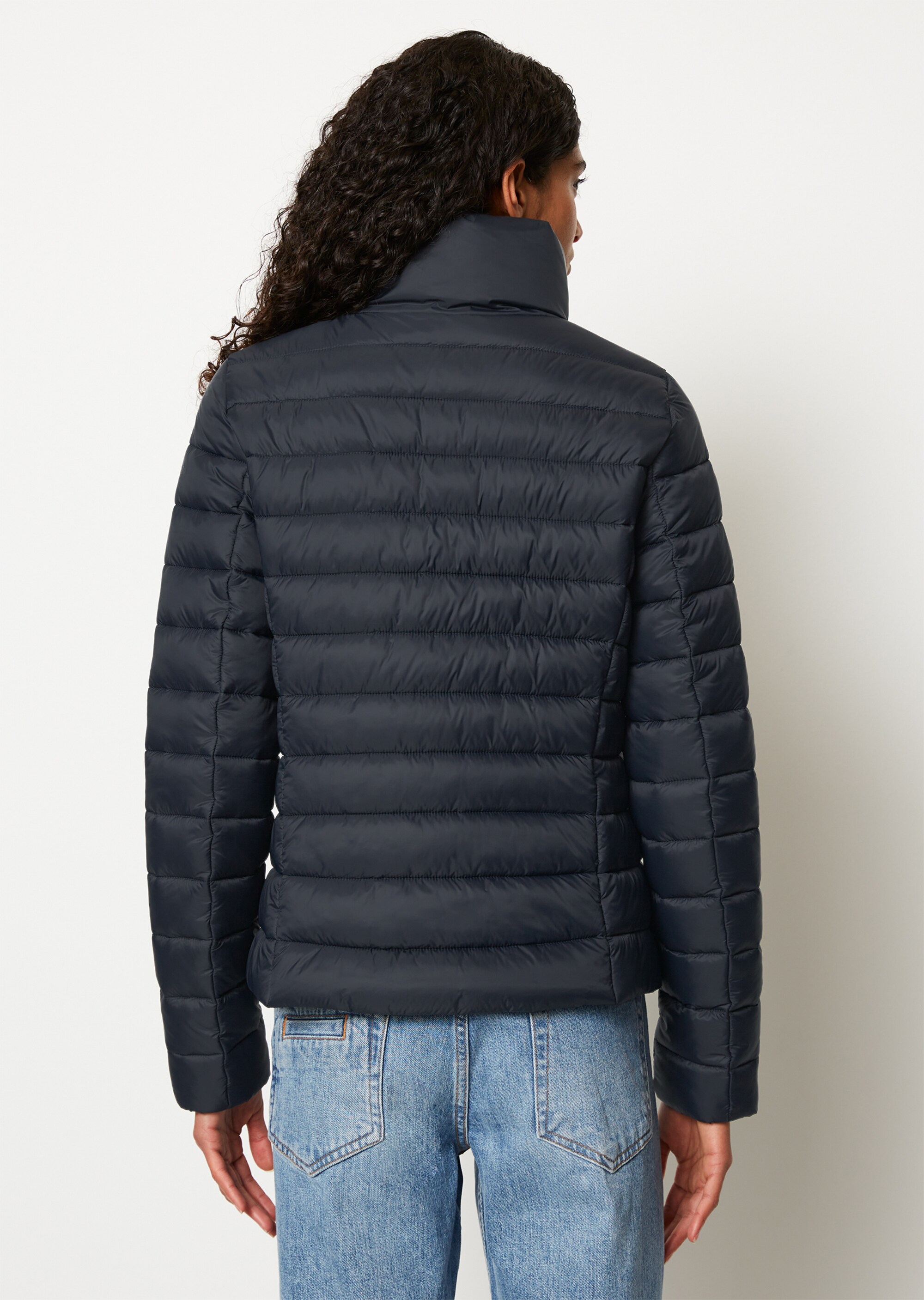 Steppjacke fittedmit wasserabweisender Oberfläche