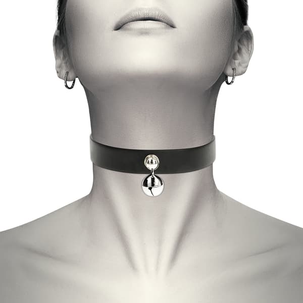 Coquette Chic Desire - Vegan Leather Halskjede Woman Rattle Accessory