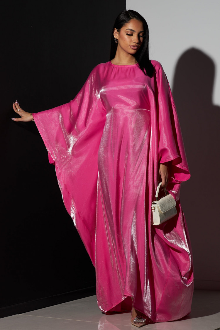Abaya fuchsia à manches chauves-souris satinée