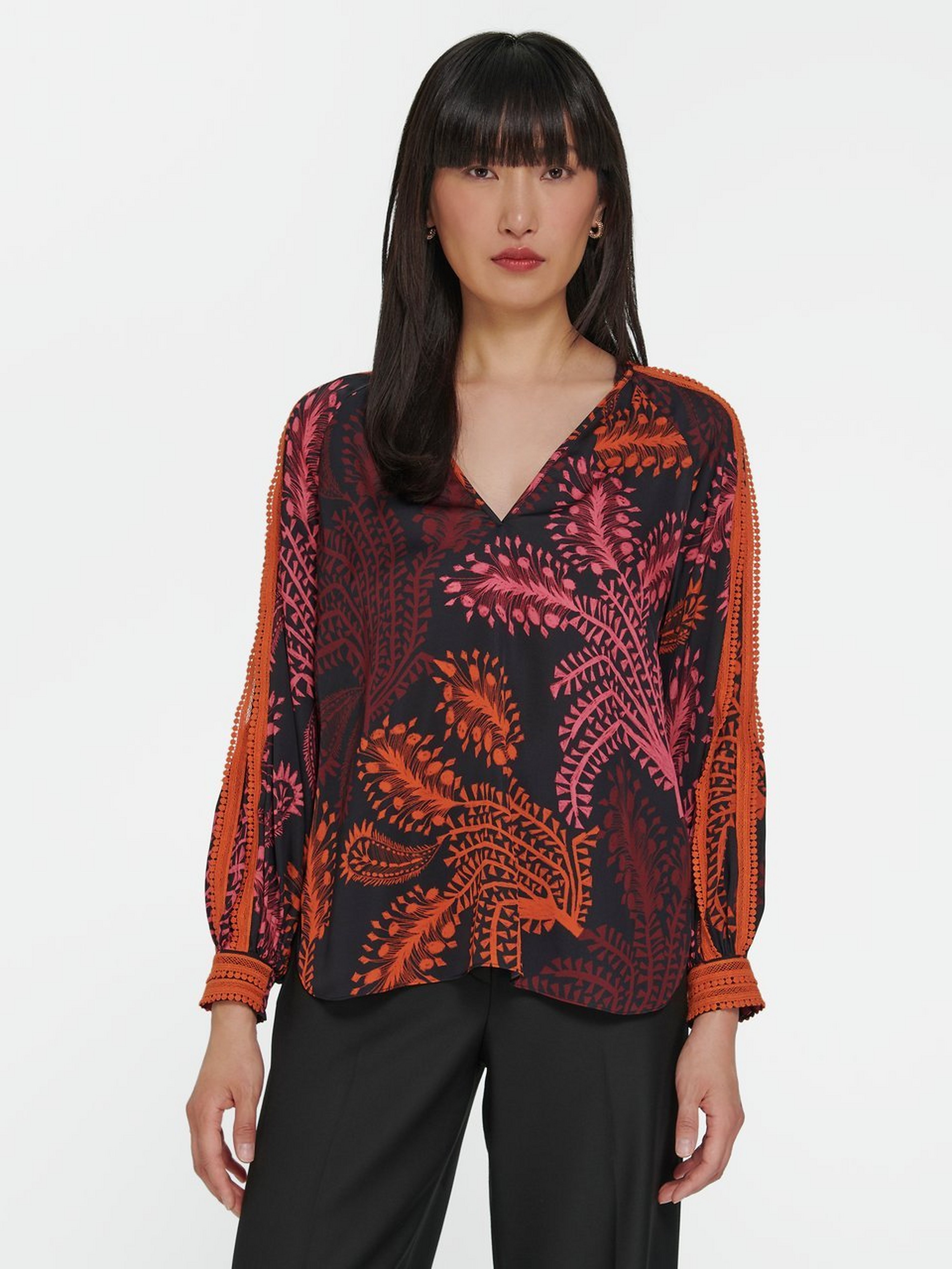 Bluse mit V-Ausschnitt