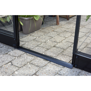 Fundering Qube 816 Zwart