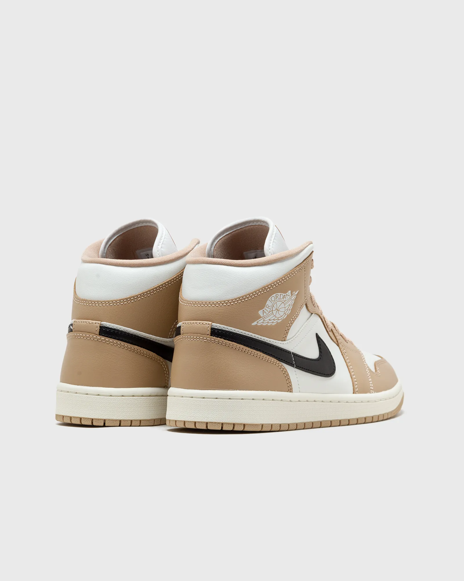 Jordan Wmns Air Jordan 1 Mid