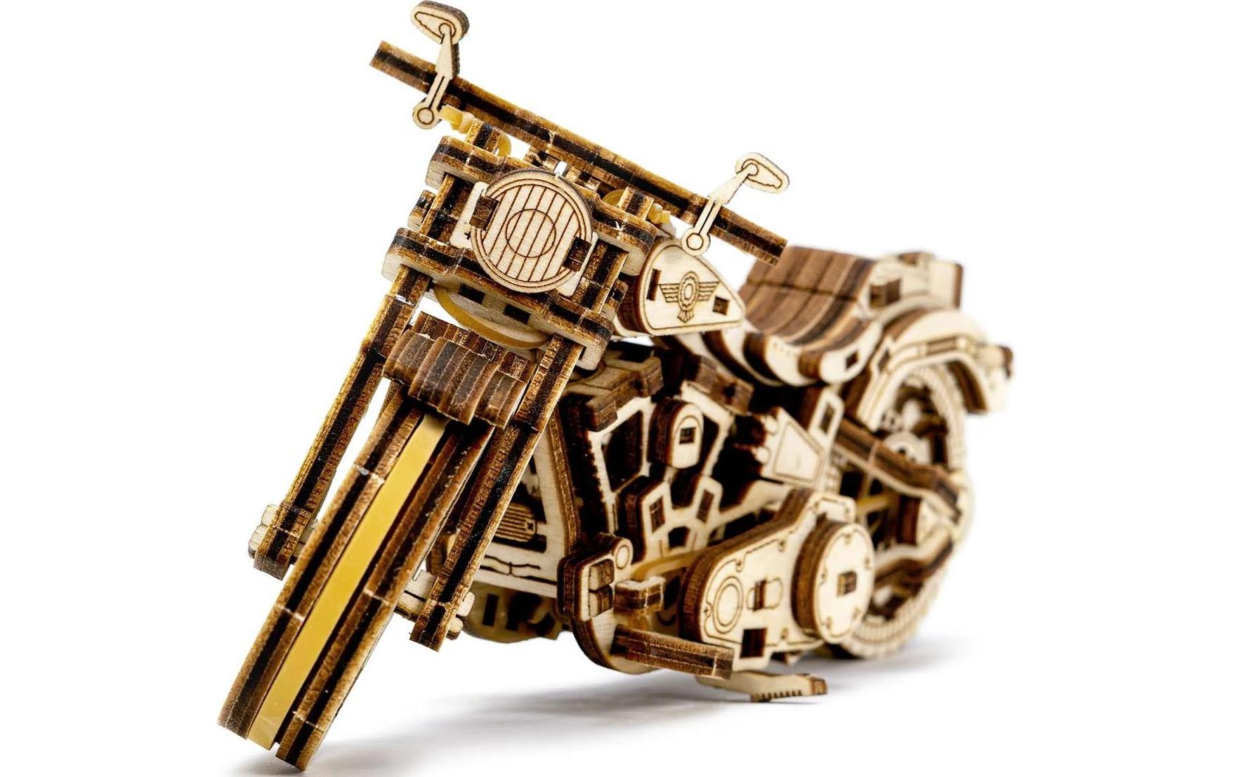 Tiny Adventures Cruiser V-Twin HolzbausatzCruiser V-Twin Modellbausatz mit Rückzugsmechanismus