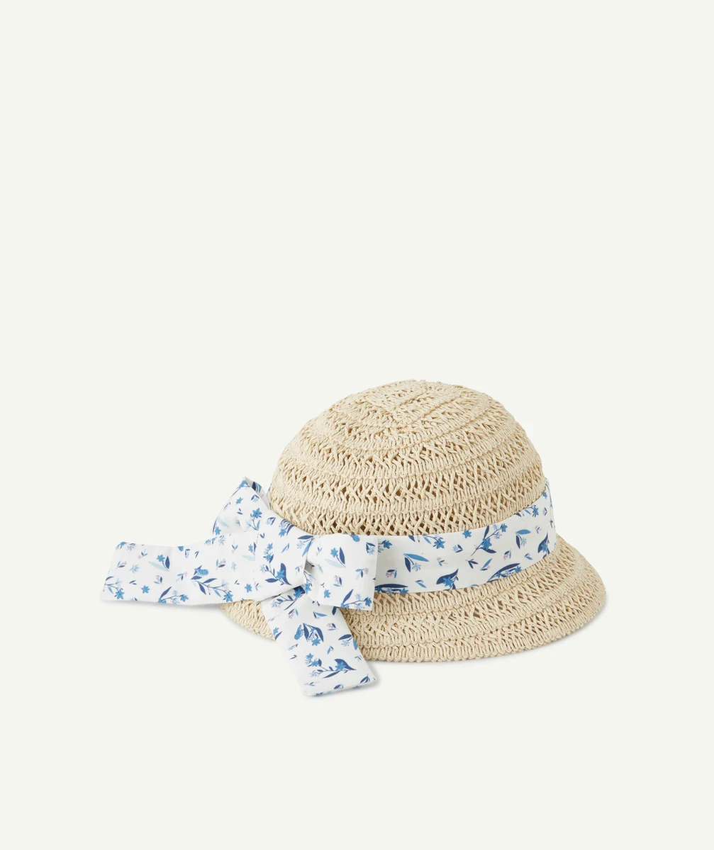 CHAPEAU DE PAILLE FILLE AVEC BANDE DE TISSU BLANC FLEURI