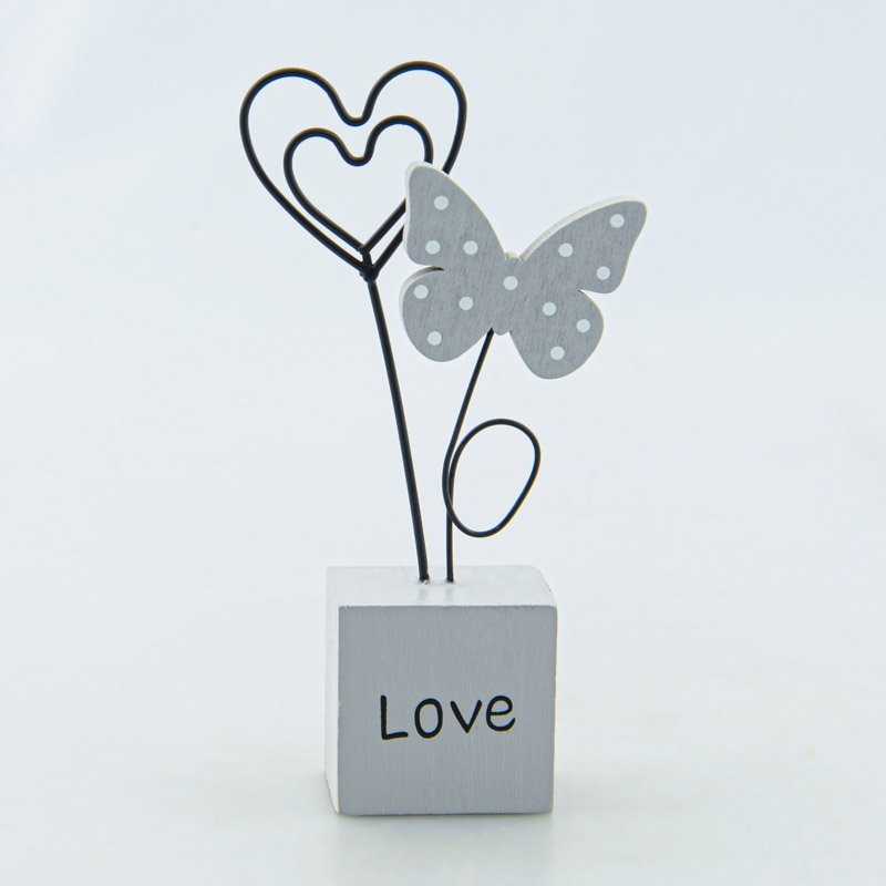 Porte nom papillon 'Love'