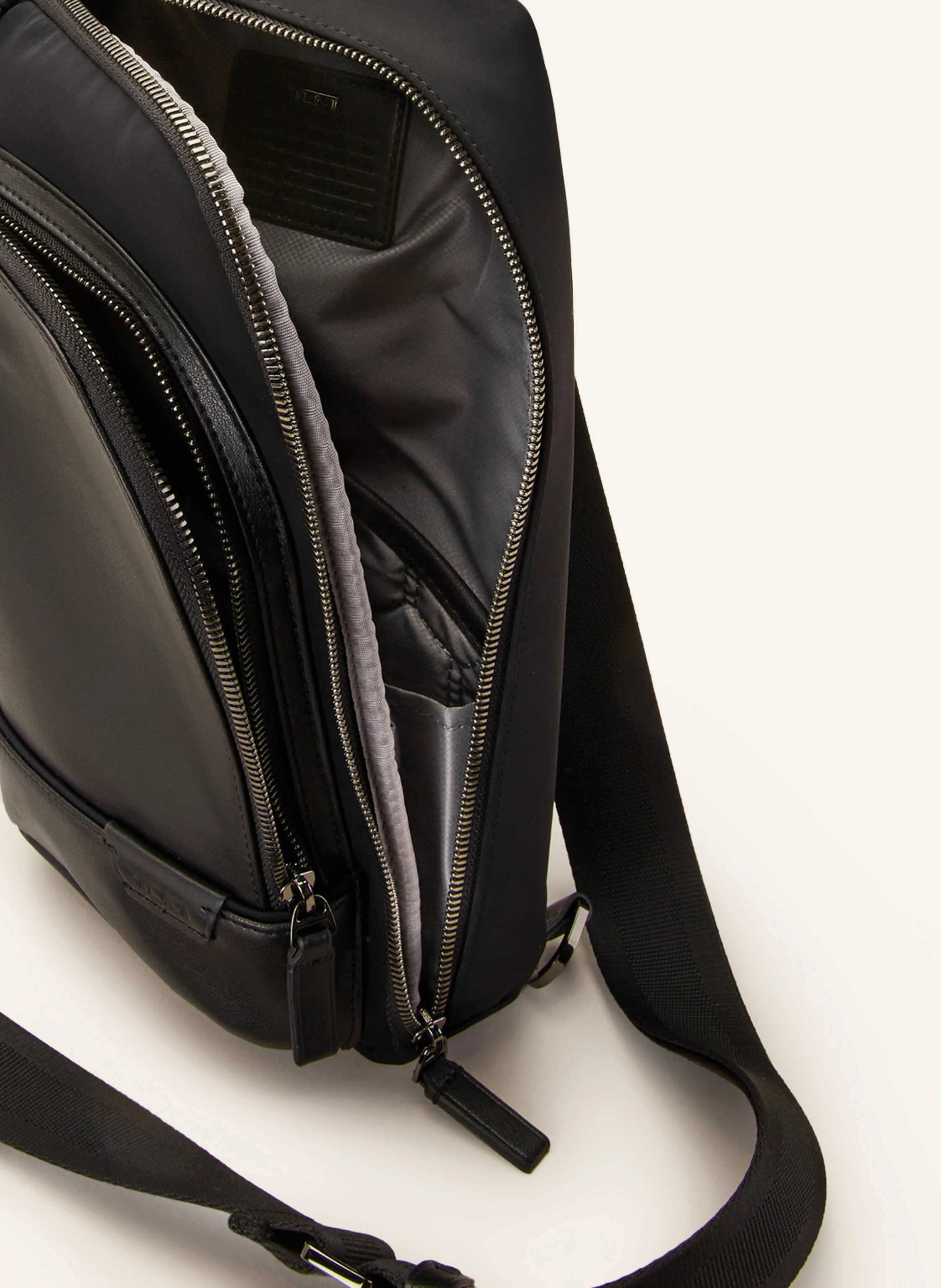 TUMI TUMI HARRISON Umhängetasche GREGORY SLING