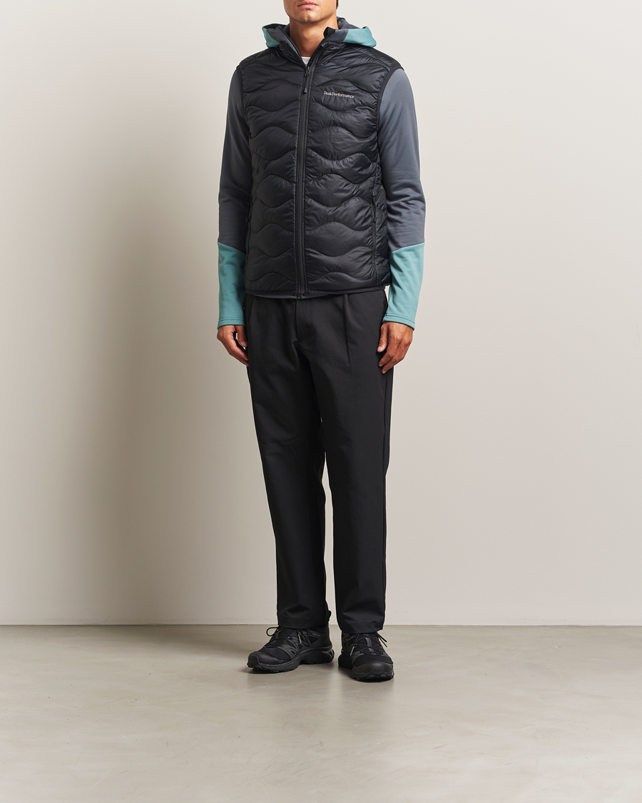 Peak Performance Helium Down Vest Black