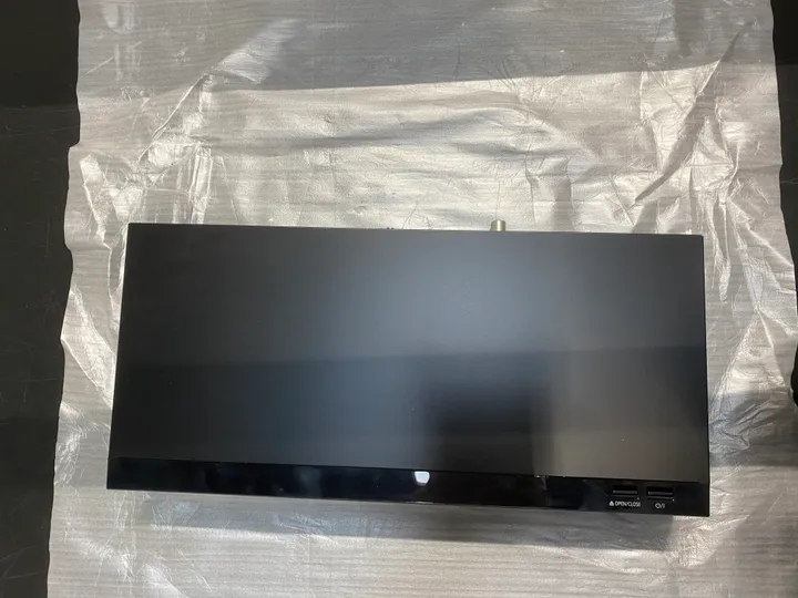 [OUTLET] - Panasonic DMR-BCT760 - 3D Blu-ray diskoptager med TV tuner og HDD - Eksklusiv - Ethernet, Wi-Fi