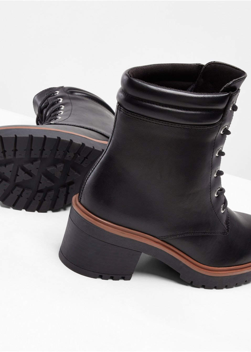 Bottines à lacets