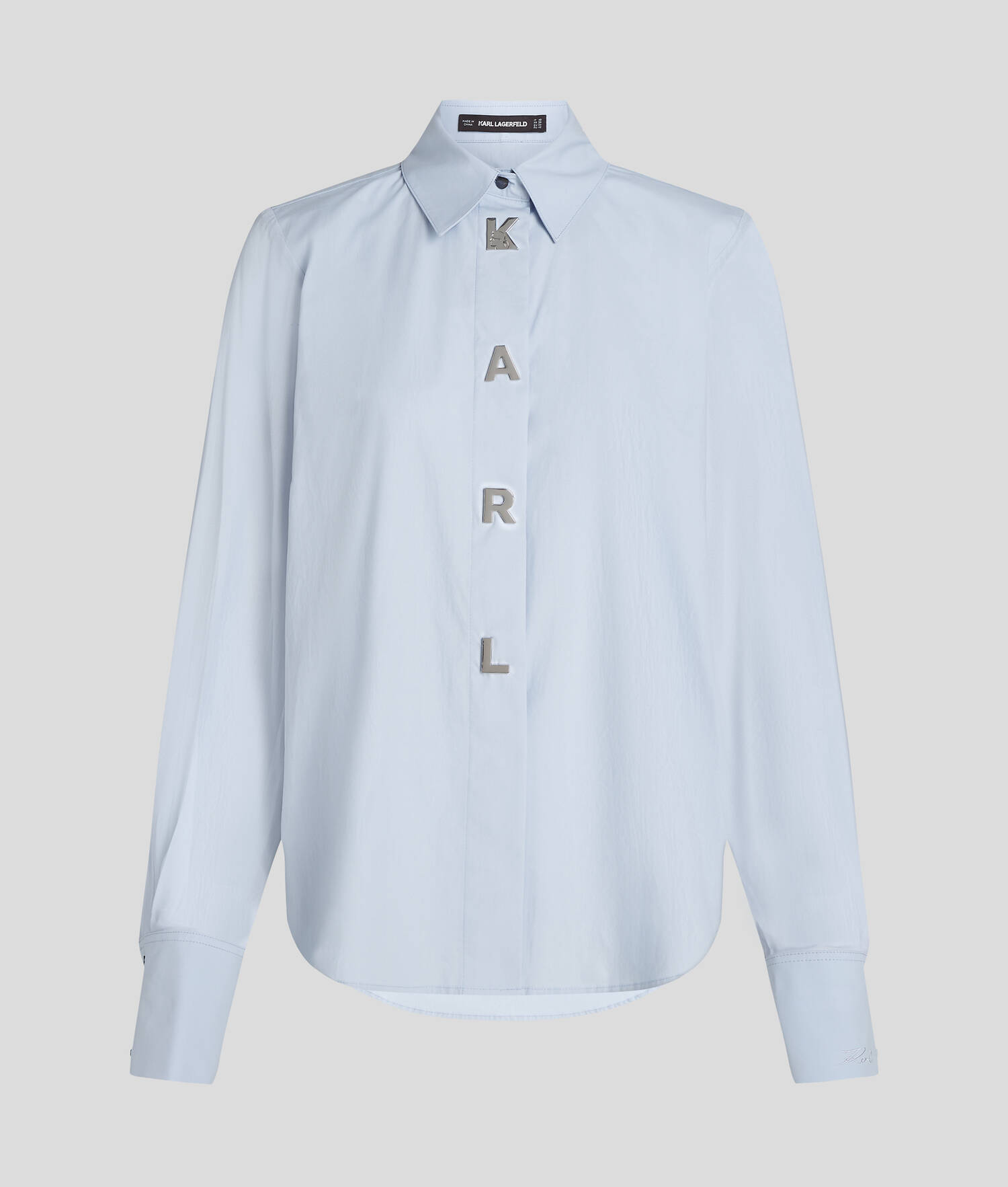CHEMISE ORNÉE DES LETTRES KARL