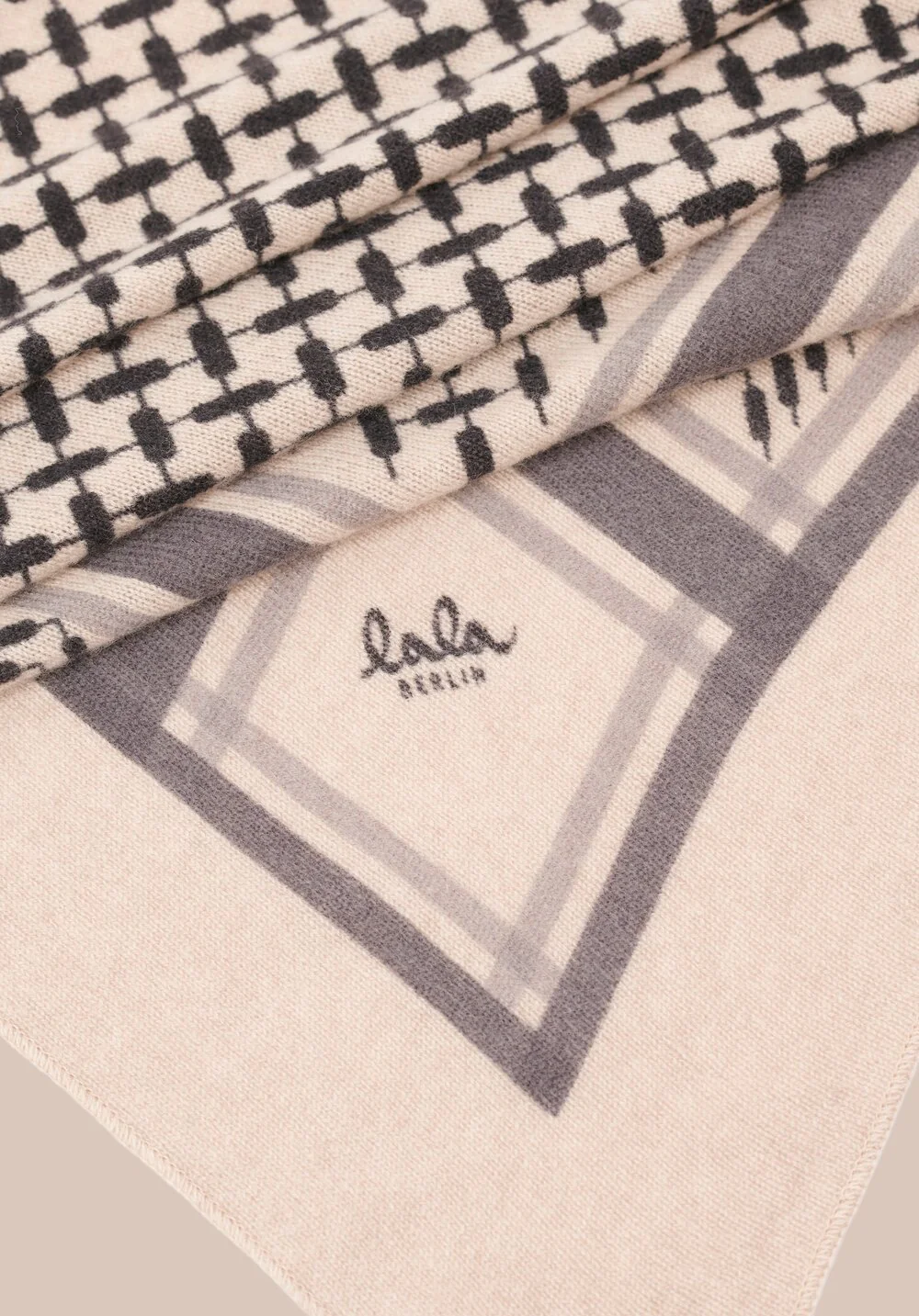 Lala Berlin  Triangle Trinity Classic M - Dune beige